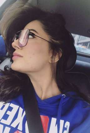 Following Hania Aamir, Mehwish Hayat speaks up about skin problems and insecurities  