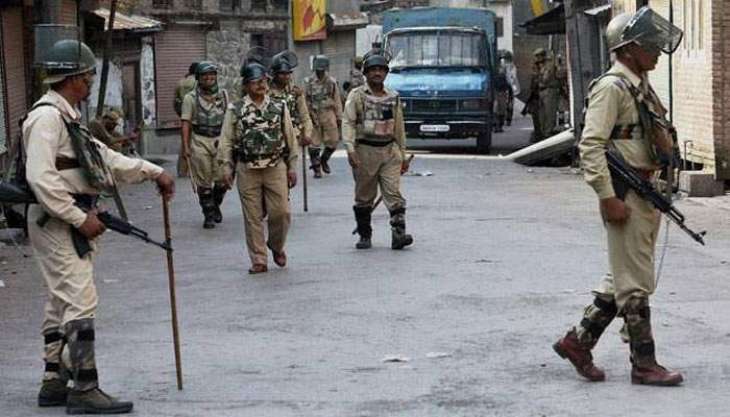 Indian troops martyr five youth in IOK