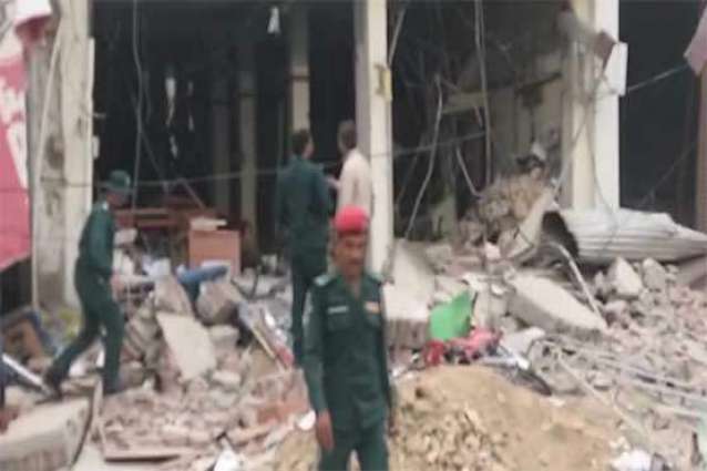 Several injured due to explosion in Sadiqabad bank