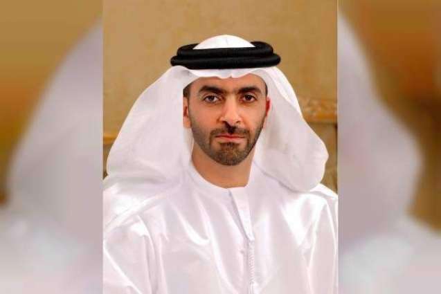 Saif bin Zayed receives Teachers' Association delegation
