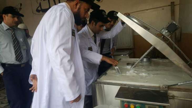 KPK food department arrests 4 shopkeepers, destroys 1600 liter adulterated milk