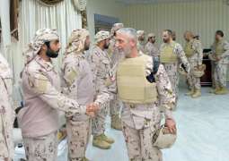 قادة القوات المسلحة يزرون قواتنا العاملة في اليمن