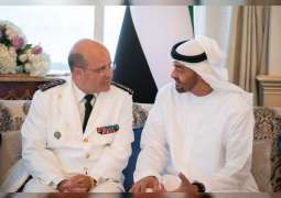محمد بن زايد يستقبل قائد القوات البحرية الفرنسية