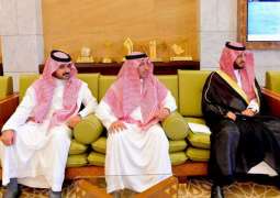 سمو  أمير الرياض يستقبل مدير عام 