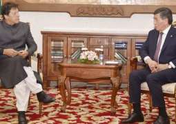 باكستان وقيرغيزستان تتفقان على تعزيز التعاون الثنائي والربط الجوي بينهما 