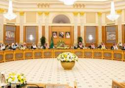 خادم الحرمين الشريفين يرأس جلسة مجلس الوزراء