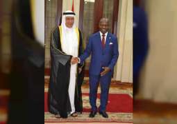 سفير الدولة في كوناكري يقدم أوراق اعتماده سفيرا غير مقيم في غينيا بيساو