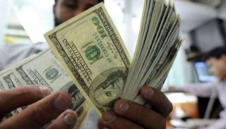 Pak rupee drops to Rs 152 against the US dollar