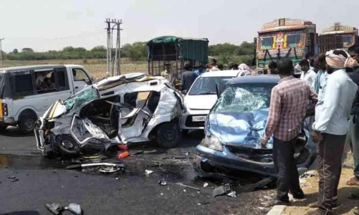 8 killed, several others injured in road mishap in Hyderabad