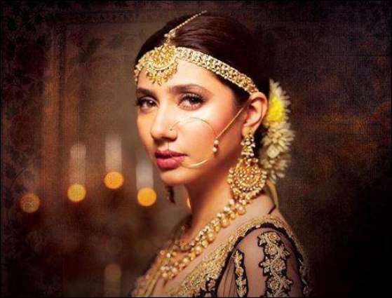 Mahira Khan’s special appearance for 'Parey Hut Love' will leave you spell bound