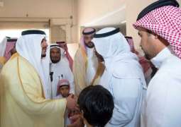سمو أمير منطقة الرياض بالنيابة ينقل تعازي القيادة لأسرة الشهيد المطيري