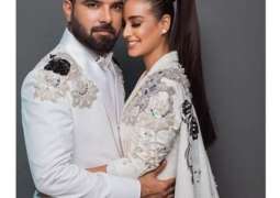 Yasir Hussain officially proposes Iqra Aziz at LSA