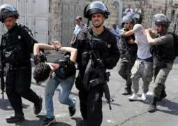 Israeli Security Forces Detain 12 Palestinians in West Bank - Reports