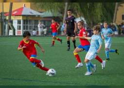 المدرسة الإسبانية لكرة القدم بدبي تتميز في كأس "فيغو" الإسباني 2019