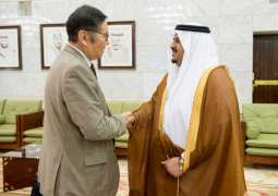أمير منطقة الرياض بالنيابة يستقبل سفير جمهورية قيرغيزستان