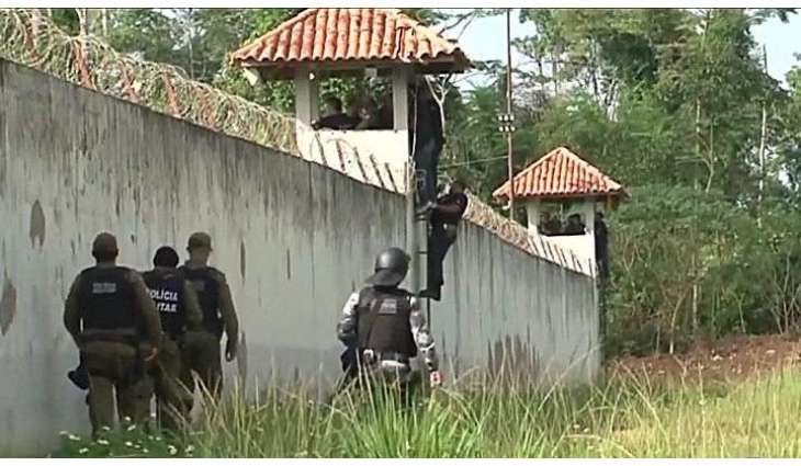 Brazil jail riot in Para state leaves 57 dead as gangs fight
