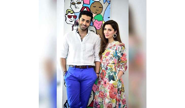 Sheheryar Munawar extends support for Superstar Mahira Khan