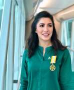 Mehwish Hayat is excited over Royal couple’s visit to Pakistan