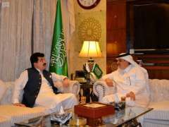 سفير خادم الحرمين الشريفين لدى باكستان يلتقي رئيس مجلس الشيوخ الباكستاني