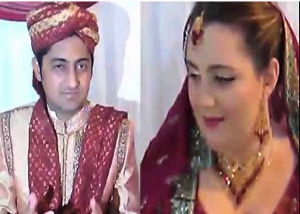 American girl marries with jobless Pakistani boy in Nawabshah
