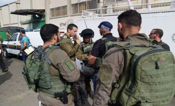 Israeli forces arrest 12 Palestinians in West Bank