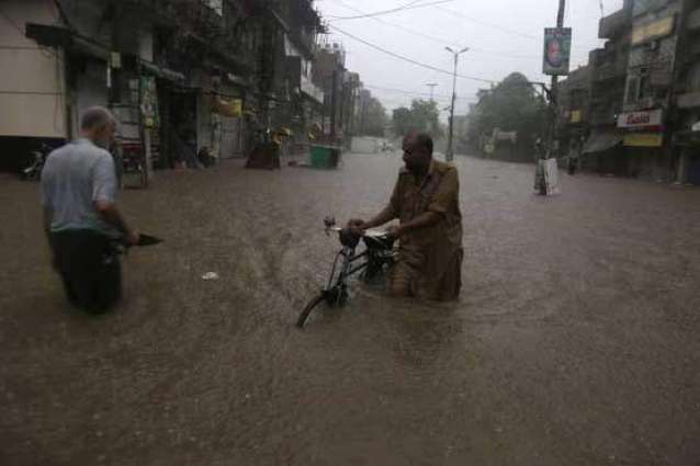 Heavy monsoon rain lashed Lahore, adjoining areas