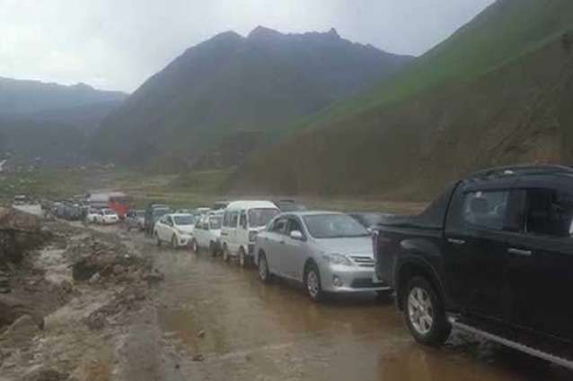Thousands stuck in Balakot after land sliding