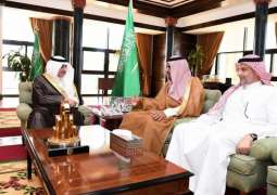 سمو أمير تبوك يلتقي رئيس مجلس إدارة الاتحاد السعودي للسيارات والدراجات النارية