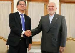 نائب وزیر الخارجیة الیاباني یلتقي وزیر الخارجیة الایراني محمد جواد ظریف