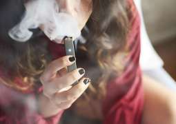 How do nicotine-free e-cigarettes affect blood vessels?