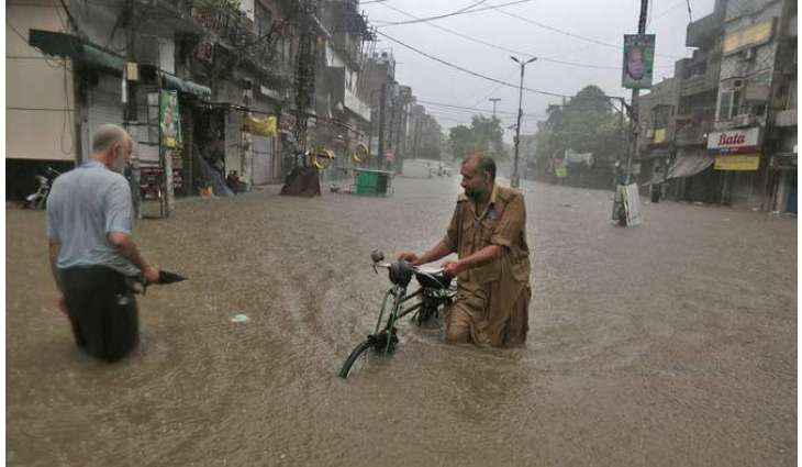 Heavy monsoon rain lashes Lahore again