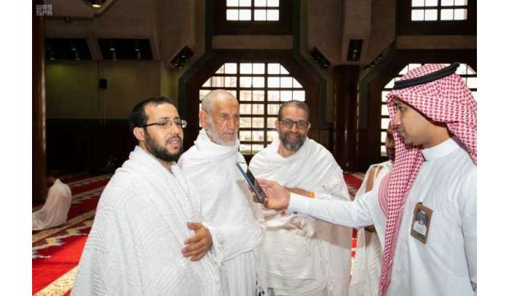 ضيوف الرحمن يشكرون القيادة الرشيدة على رعايتهم وعنايتهم ببيوت الله