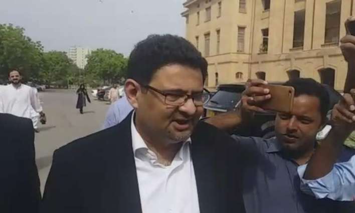 Miftah Ismail, Imran ul Haq handed over to NAB on 11-day physical remand