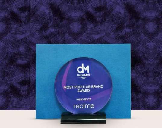 Realme becomes no. 1 smartphone of choice for youth in Pakistan after being recognized as ‘Most Popular Brand’ at Daraz Mall Summit 2019