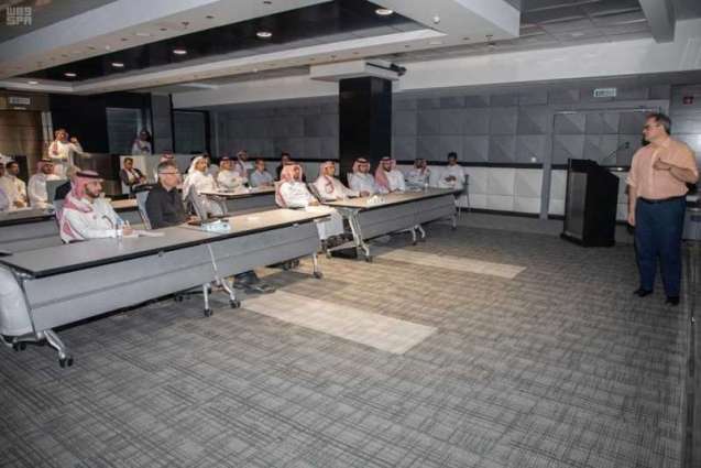 مدينة الملك عبدالعزيز للعلوم والتقنية تناقش مشروعات مركز تميز الفضاء والطيران