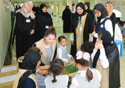 مريم الرميثي تتفقد المدارس التابعة لمؤسسة التنمية الأسرية