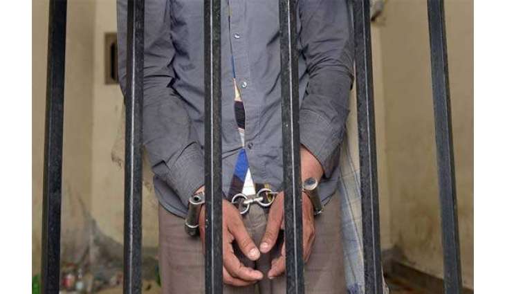 Suspect robber dies in prison