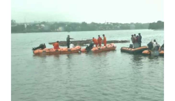 At Least 11 People Dead as Boat Capsizes at Ganesh Chaturthi Festival in India - Police
