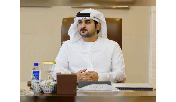 مكتوم بن محمد يطلق الرخصة التجارية الافتراضية لمجتمع الأعمال والمستثمرين