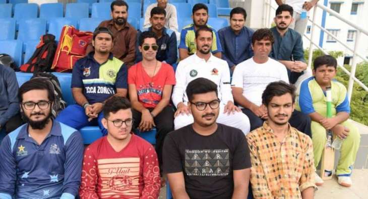 Fans throng stadiums on the opening day of Quaid-e-Azam Trophy