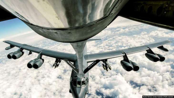 US Air Force B-2, B-52 Bombers Train Across European Airspace - EUCOM