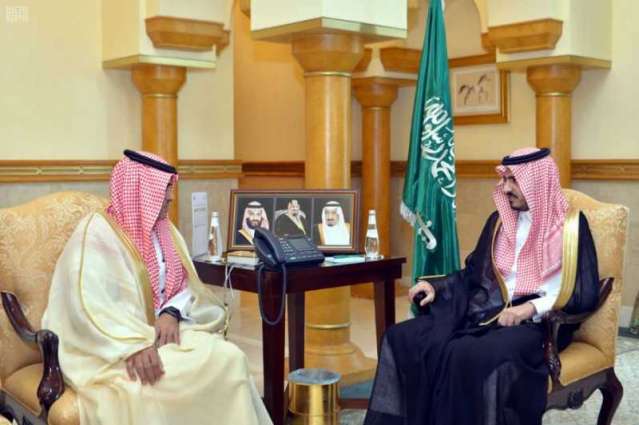سمو نائب أمير منطقة مكة المكرمة يتسلّم التقرير السنوي لأعمال الشؤون الصحية بجدة