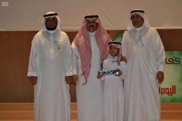 مدير عام التعليم بمنطقة الرياض يرعى احتفالات مدارس ابن خلدون باليوم الوطني