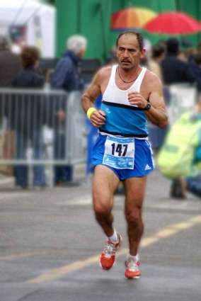Ultra-running legend Kouros to grace Al Marmoom Ultramarathon