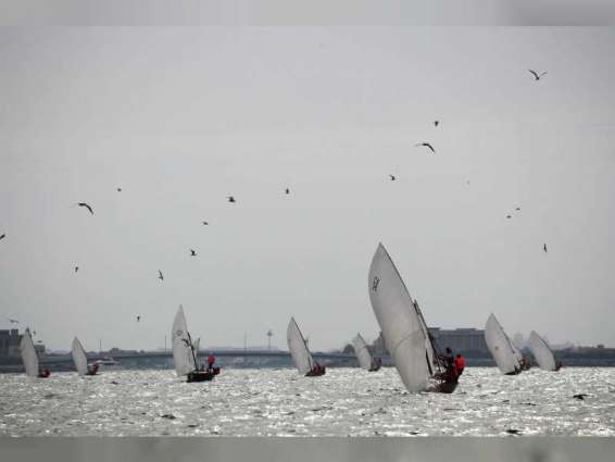 غدا.. انطلاق سباق دبي للقوارب الشراعية المحلية 22 قدما