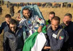 "الإمارات لرواد الفضاء" : هزاع المنصوري بصحة ممتازة ومعنويات مرتفعة 