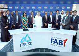 "راكز" توقع اتفاقية شراكة مع بنك أبوظبي الأول