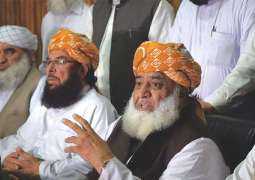 Haven't been tasked by PM to contact JUI-F chief on Azadi March, clarifies religious minister