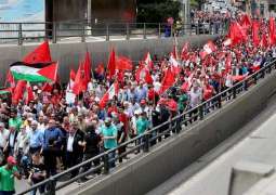 Lebanese Communists Occupy Labor Union HQ in Beirut in Protest Over Economic Crisis