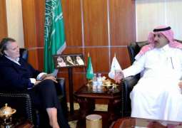 السفير آل جابر يلتقى منسقة الأمم المتحدة للشؤون الإنسانية باليمن